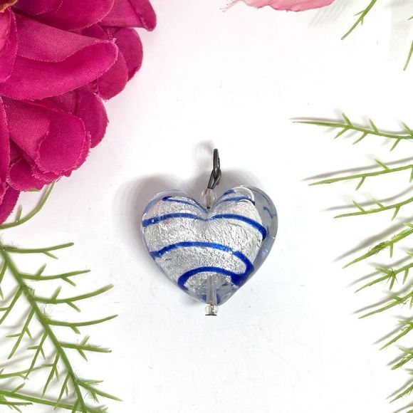 Vintagespun Glass Bubbly Heart Charm 25$